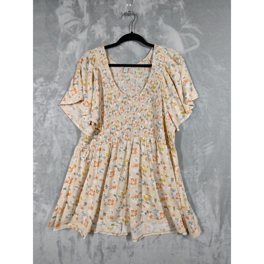 Cato Women 14/16W Floral Smocked Babydoll Top V-Neck Flutter Sleeve Ribbed Knit
